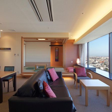 Kanazawa Tokyu Hotel Eksteriør billede A suite at the hotel